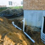 Bild: Hausdrainage von Profis verlegen lassen