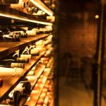 Bild: Ein Keller kann vielseitig eingesetzt werden - zum Beispiel zur Lagerung deiner Weinsammlung