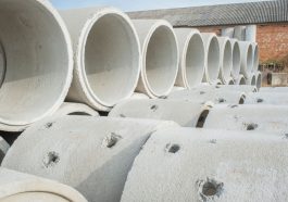 Bild: Einsatz von Magerbeton beim Bauen und für die Hausdrainage