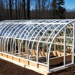 Gewächshaus im Garten selber bauen - Anleitung, Material, Tipps & Kosten