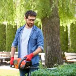 Darf mein Nachbar meine Hecke schneiden? - Kommunikation bringt oft gute Lösungen